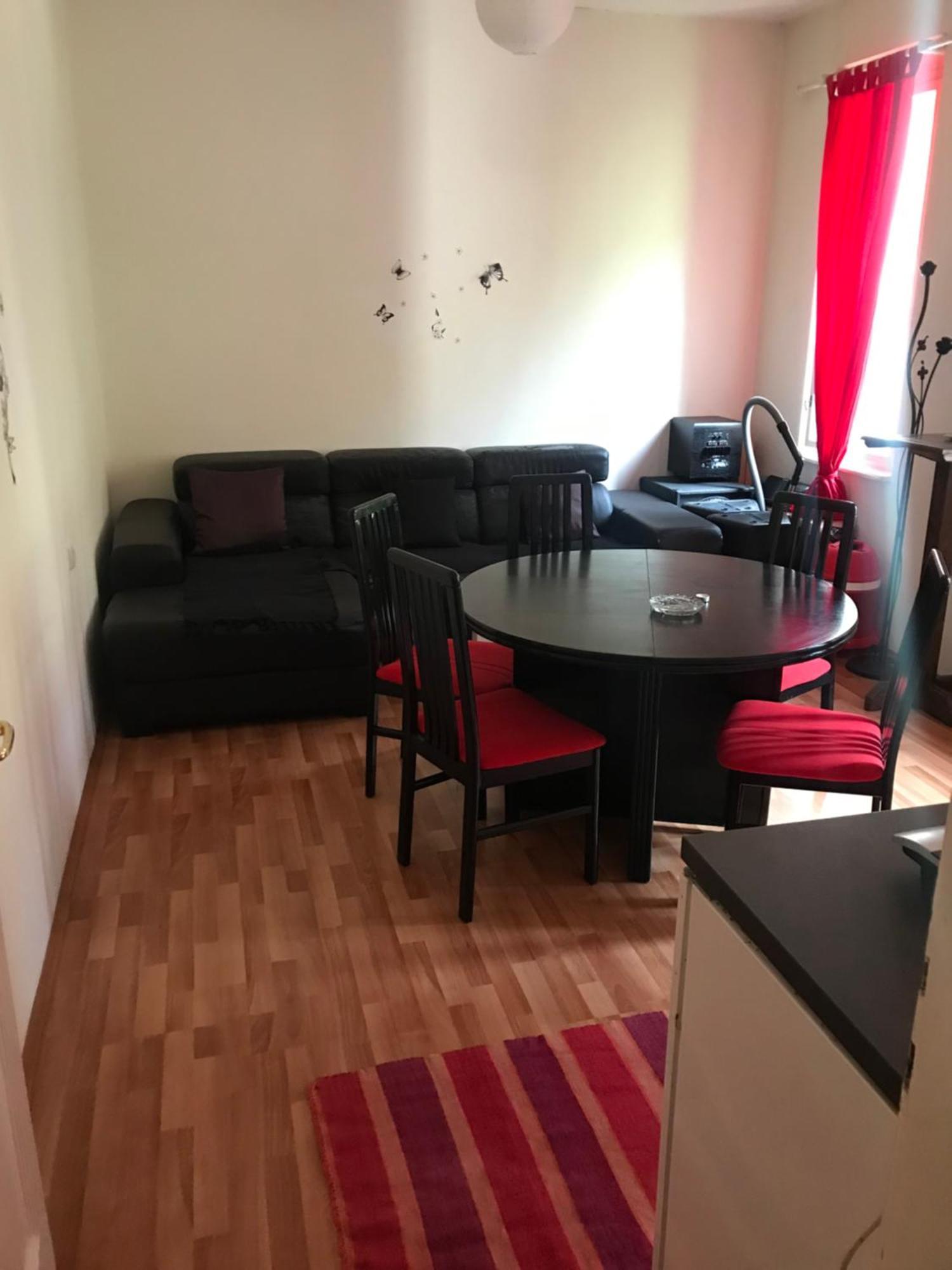 Apartament Cacak Luaran gambar