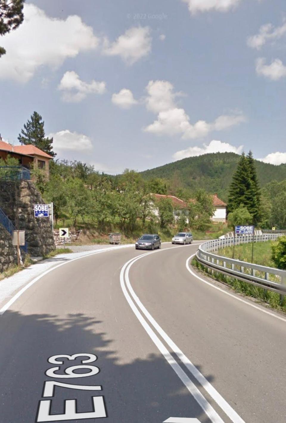 Apartament Cacak Luaran gambar